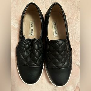 Steve Madden Sneakers